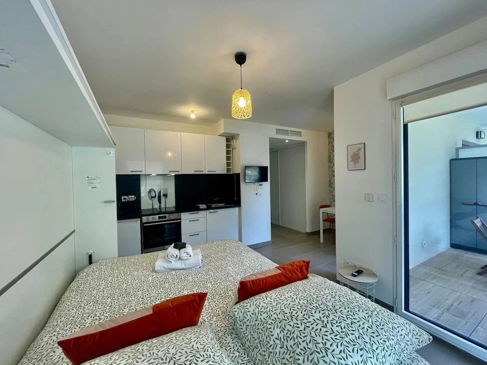 Charming Studio With Parking Near Monaco