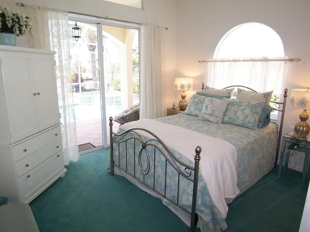 Lady Jane Pool/spa Home Close to Shopping and Restaurants 1049