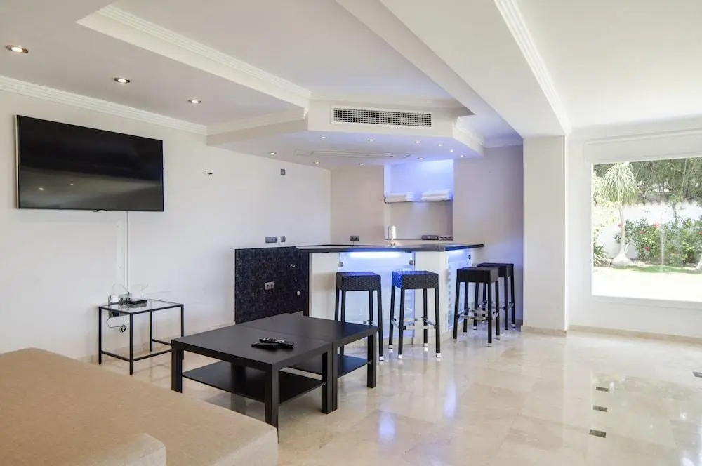 Exclusive 5star sea view villa Elviria