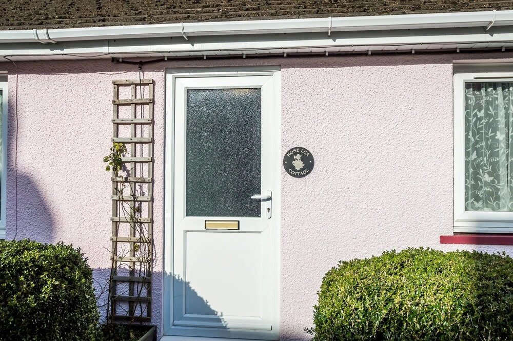 Roselea - 3 Bedroom Cottage - Carew