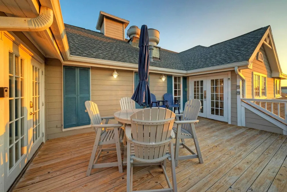 Sailfish & Dolphin Buyout by Avantstay 2 Units, Marina Front + View, Patio
