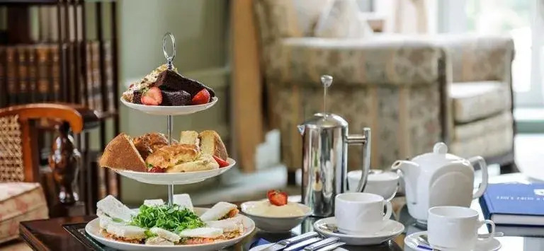Tre-Ysgawen Hall & Spa