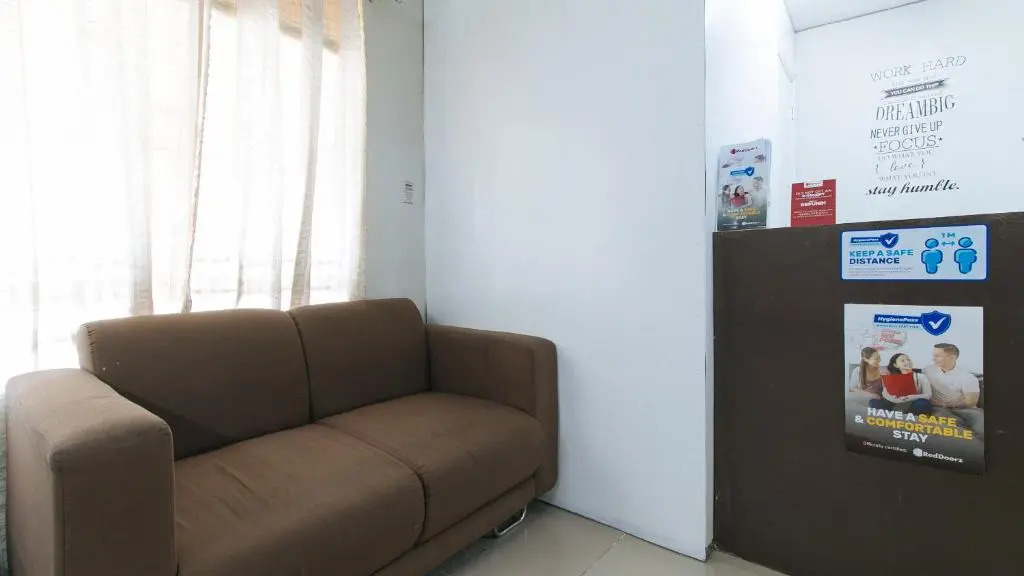 RedDoorz at Kassel Residences Parañaque