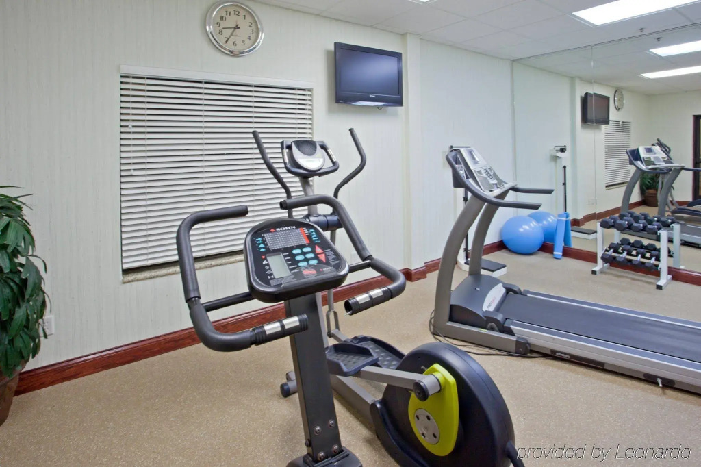 Holiday Inn Express & Suites College Station by IHG