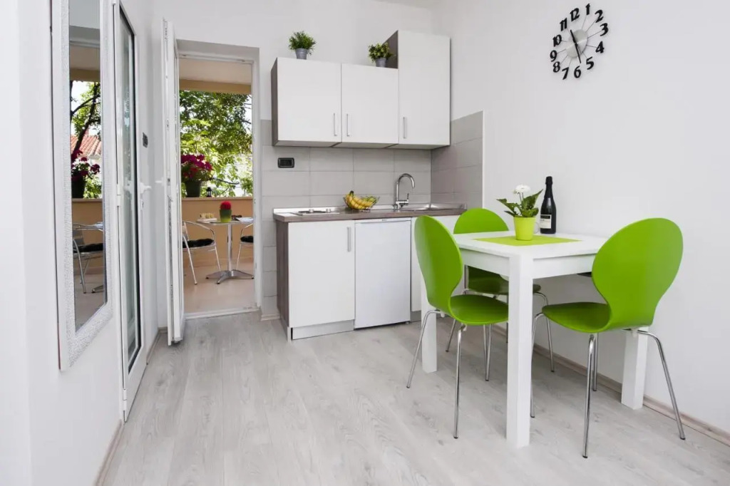Studio Apartment White