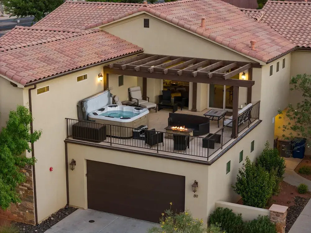 Grand Elite Retreat 16 Bedroom Home