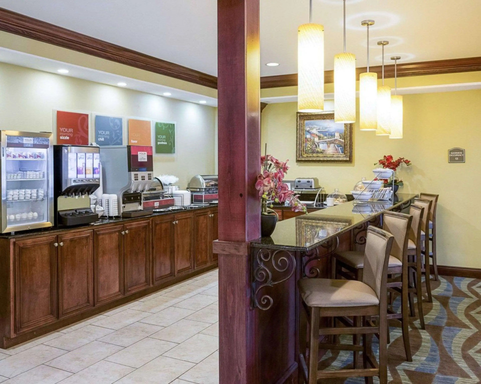 Comfort Suites Harvey - New Orleans West