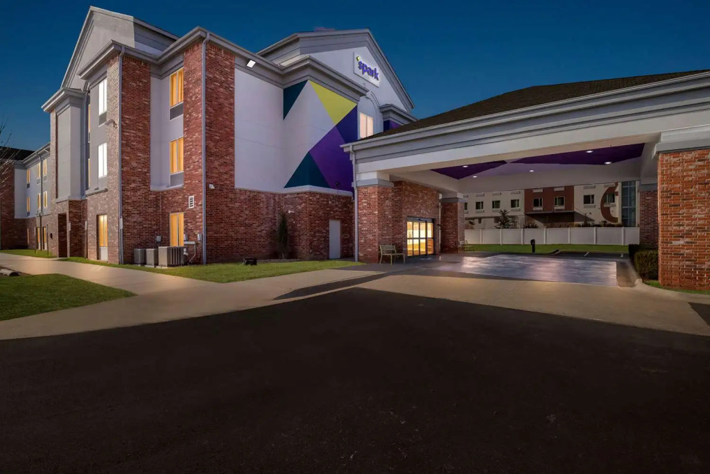 Spark by Hilton Catoosa Tulsa