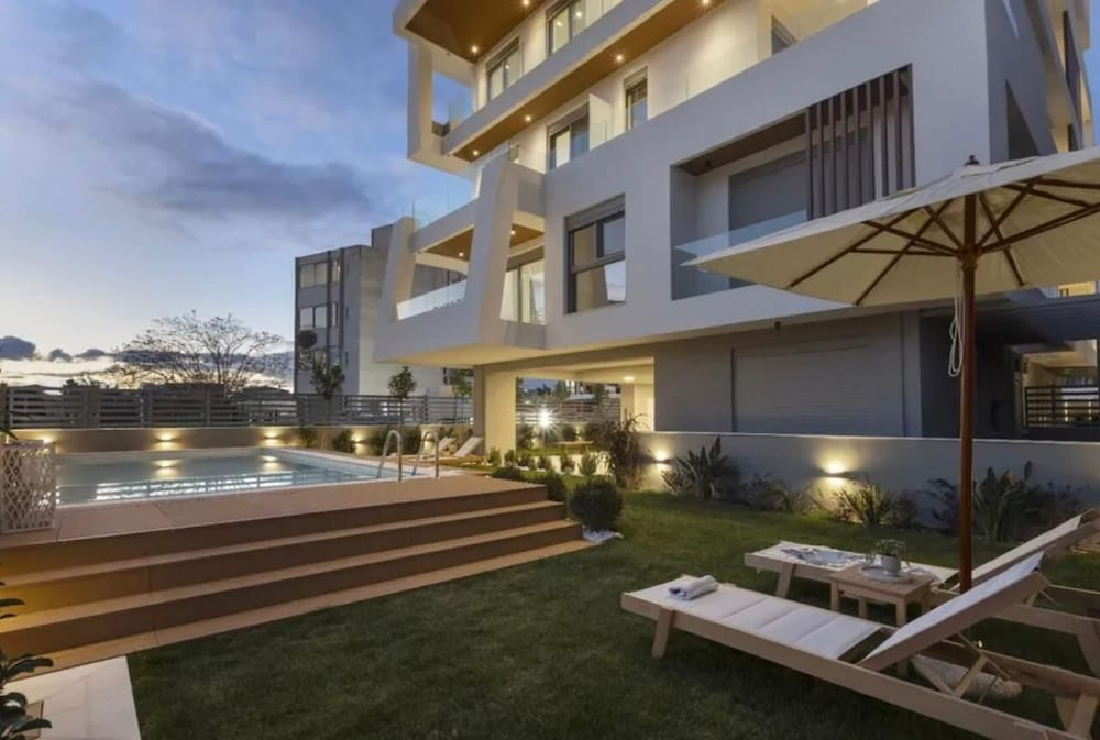 Sagma Maisonette with pool and garden