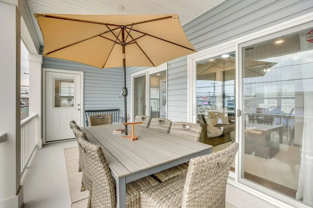 The Kraken Wildwood Townhome: 1/2 Mi to Beach!