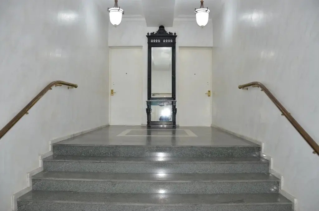 Hotel 125
