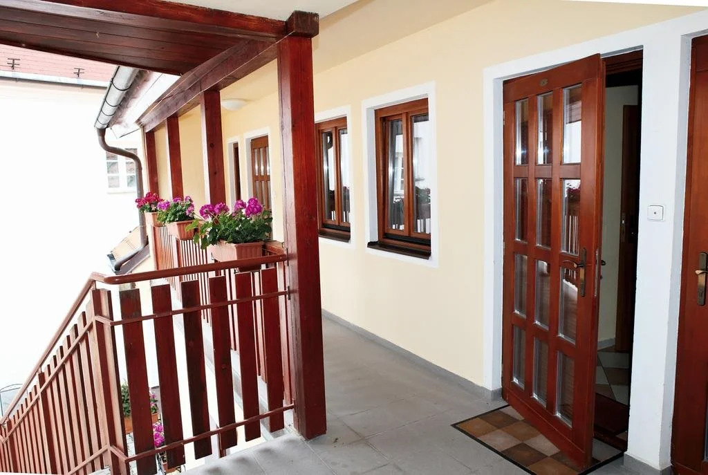 Hotel Pelikán