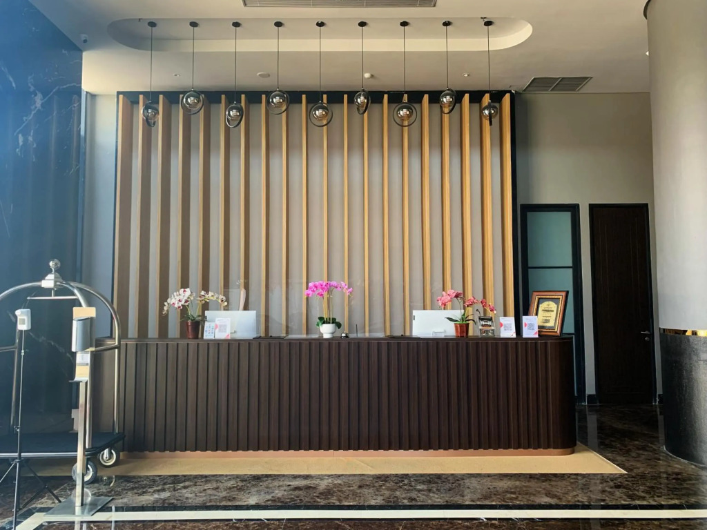 Grand Miami Hotel