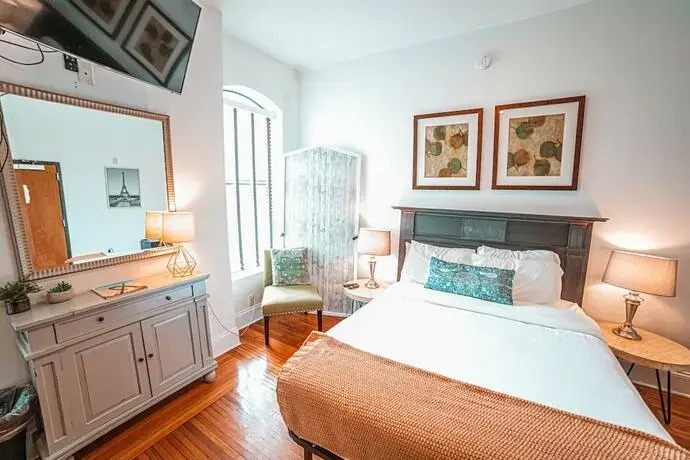 The Heinsman Guest House