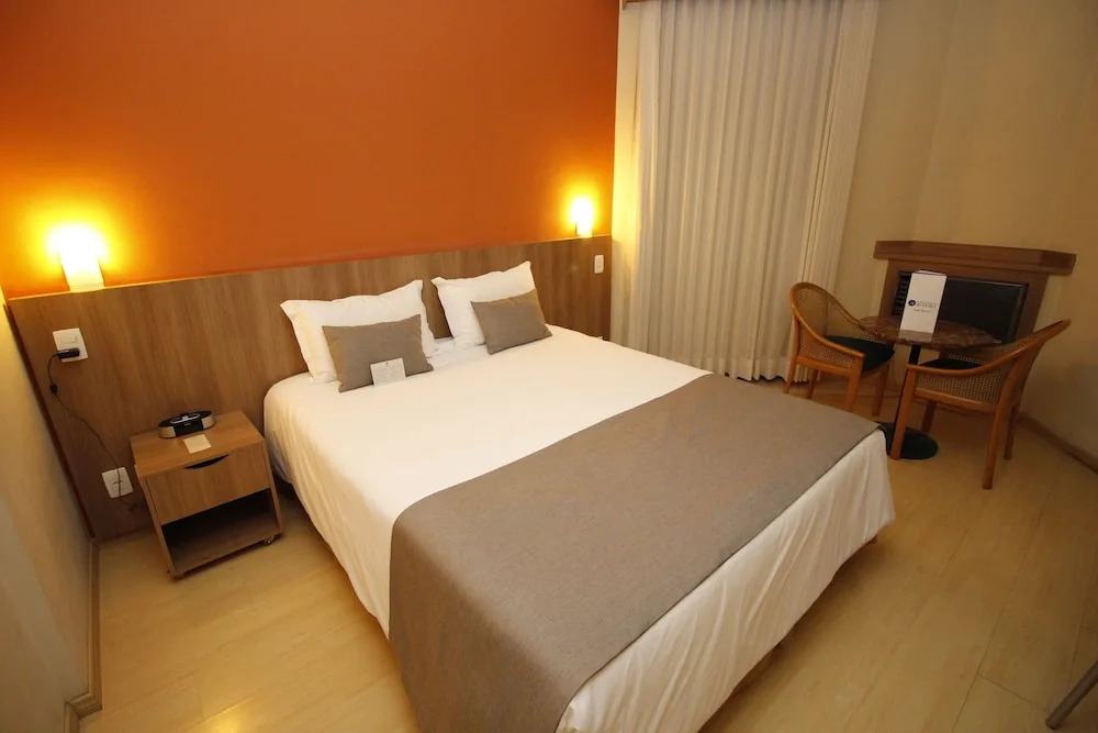 Actuall Convention by Summit Hotels