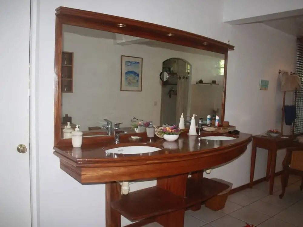 Villa Mitivai