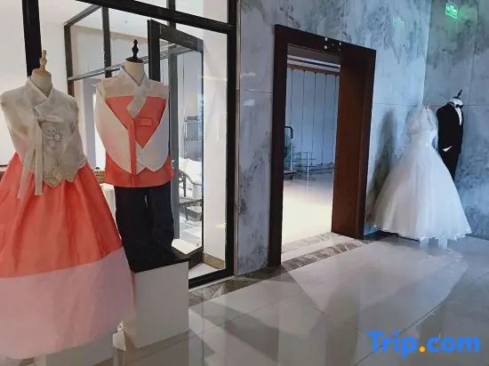 Hejin Hotel