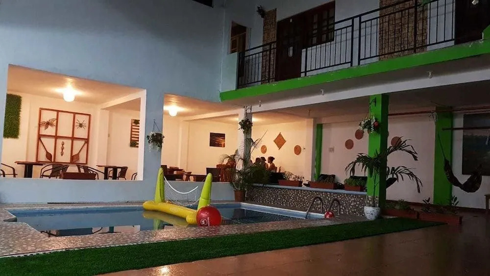 IGUANA HAUS IQUITOS