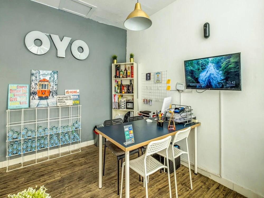 OYO Life 92548 M-square Apartment By Lins Pro