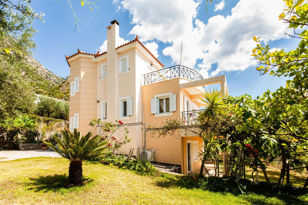 Verga Majestic Sunsets - Villa Close to the Beach