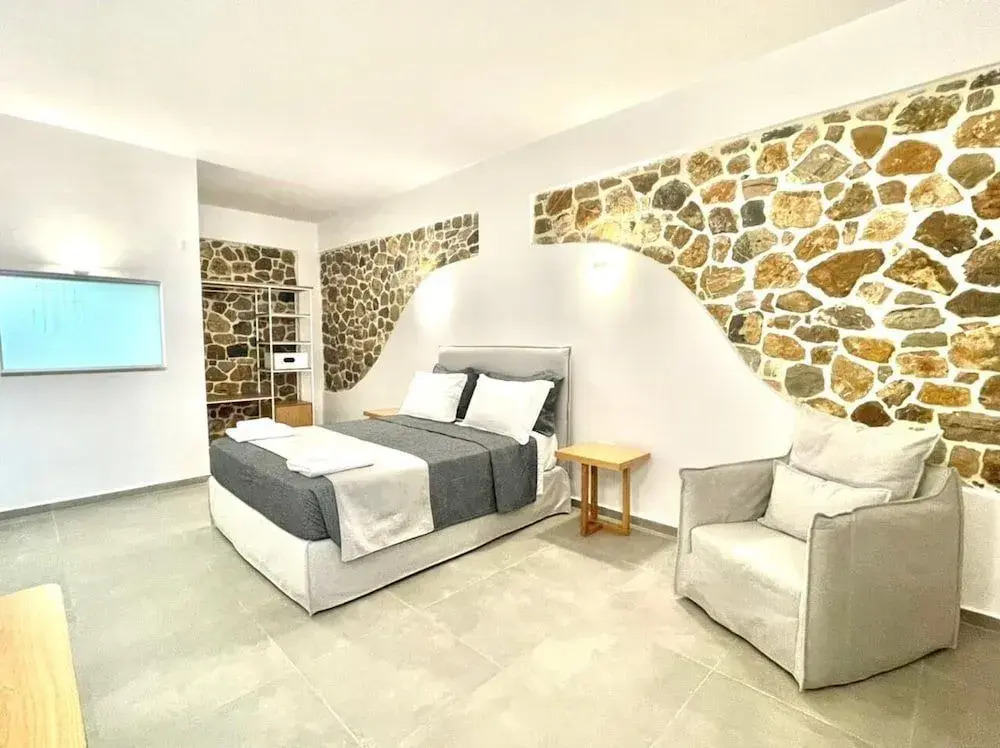 Trocadero Ermioni Suites