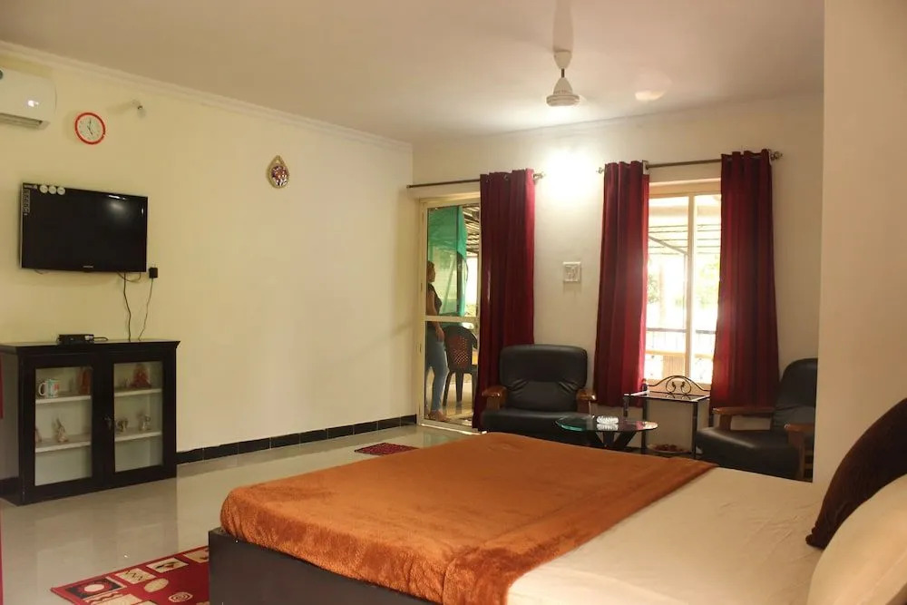 OYO 9217 Home Studios near Candolim Beach