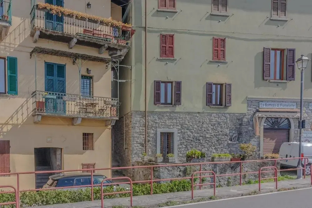 Al Porticciolo In Varenna