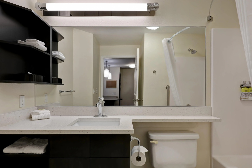 Candlewood Suites Indianapolis - South by IHG