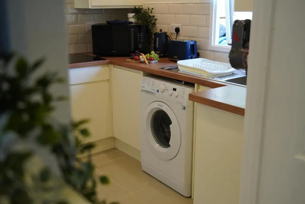 Tiny Home - 1 Bed Luxury Apt