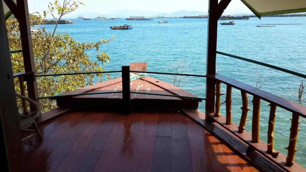 Rubtawan Sichang Resort