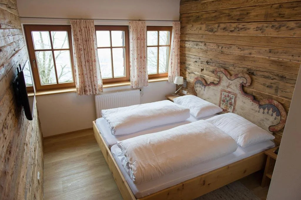 Gmundnerberghaus - ROOMS