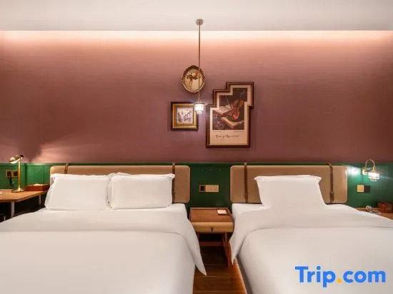 James Joyce Coffetel Hotel Beijing Academy of Sciences Cancer Hospital Panjiayuan Subway Station