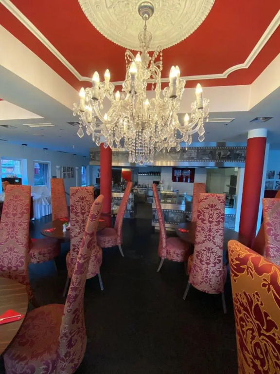 CineHotel Maroni