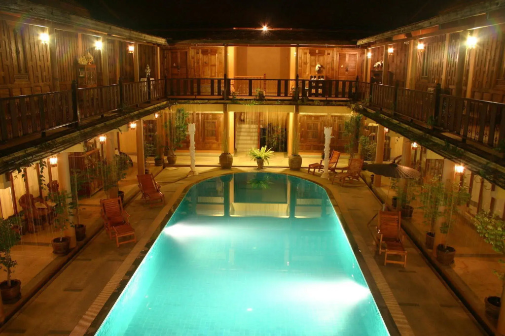 Ruean Thai Hotel