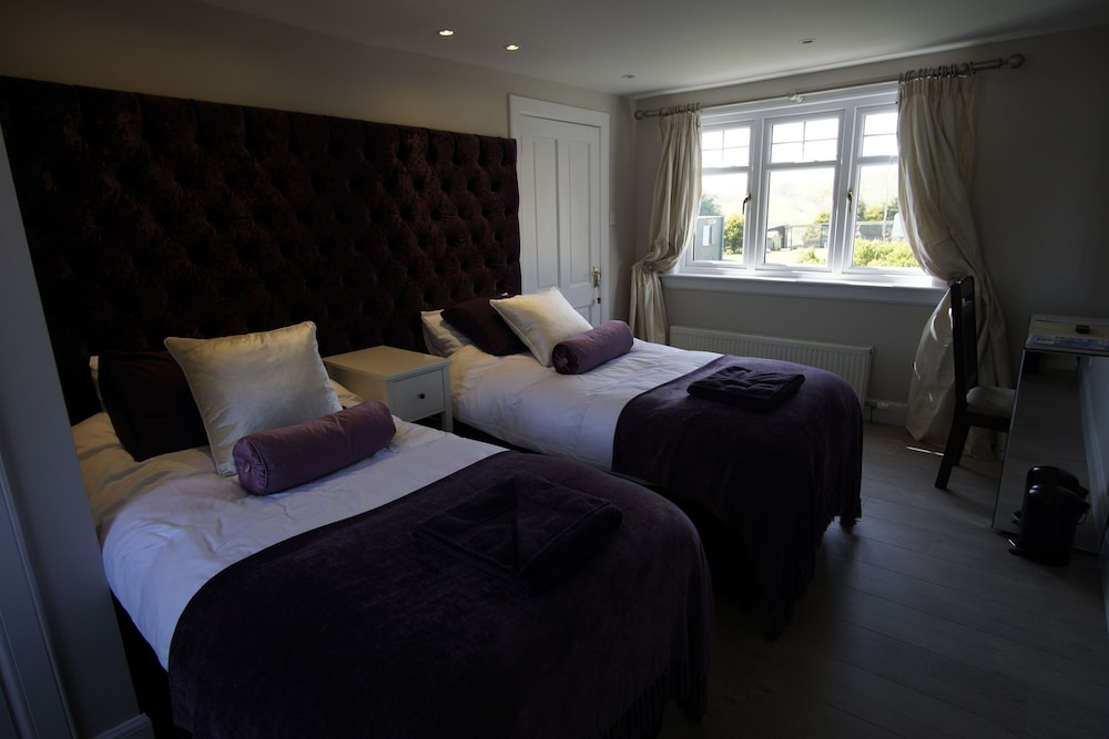 Toadhall Rooms