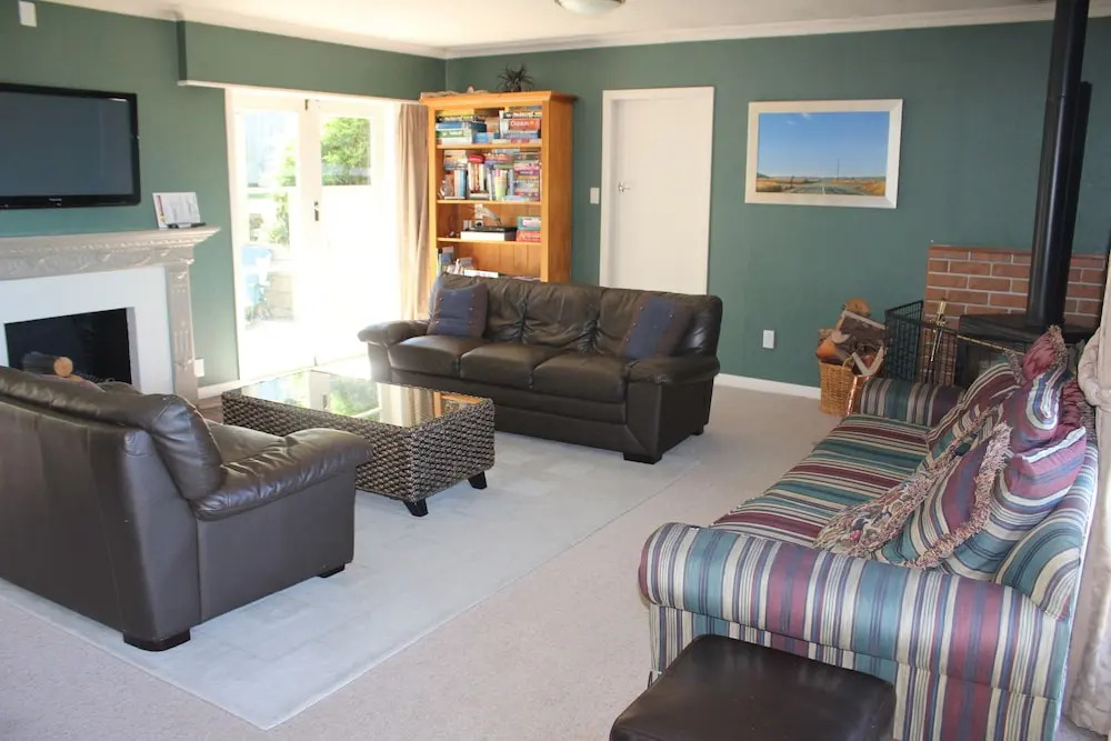 86 Conical Hill Road