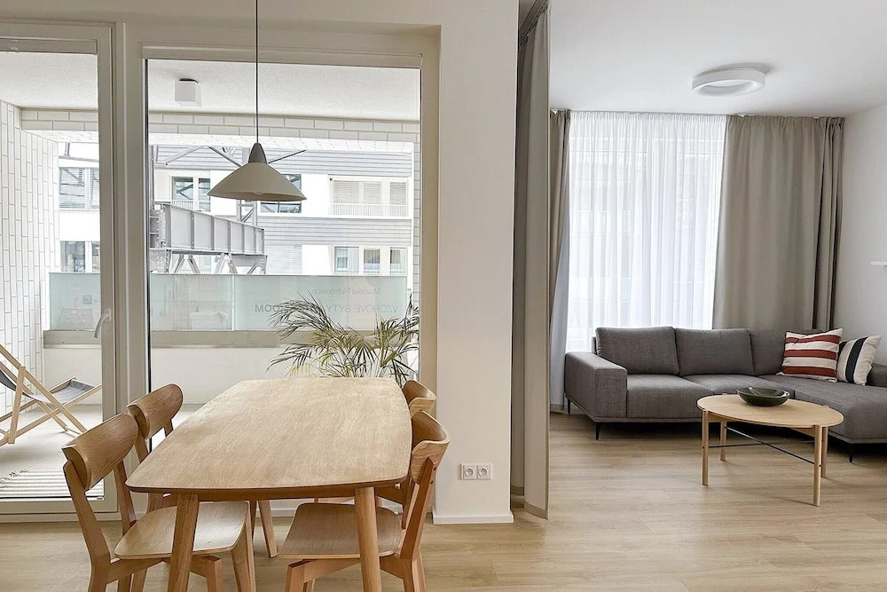"new 3kk Apts: Holešovice Heart"
