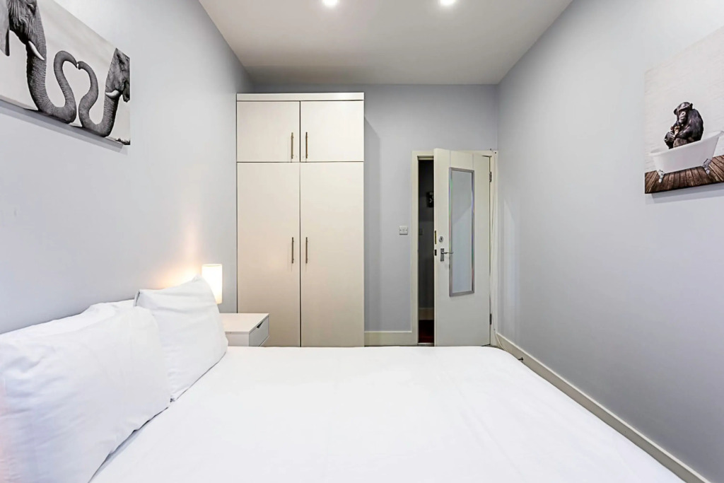 Modern Clapham Apartment