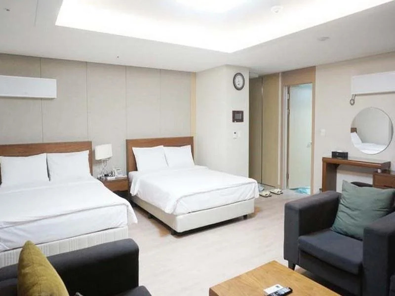 EZ Rent House Residence