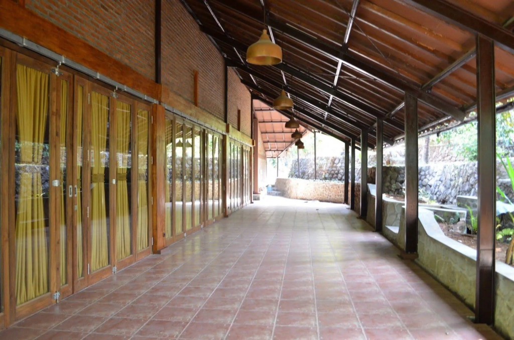 Hills Joglo Villa