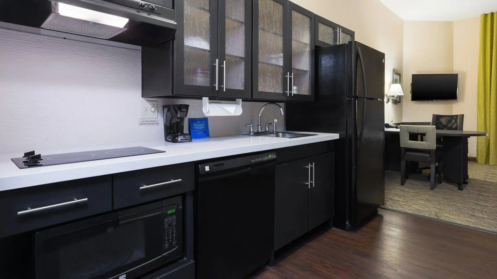 Candlewood Suites Grove City - Outlet Center by IHG