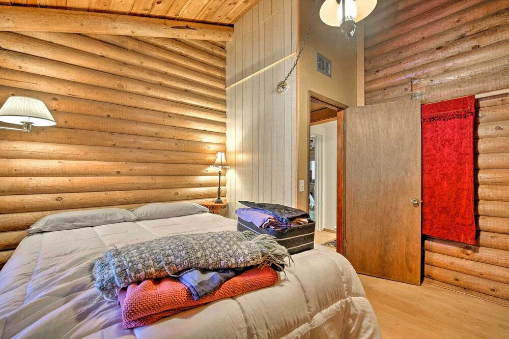 11 Mi to Rainbow Lake: Family Home w/ Large Yard