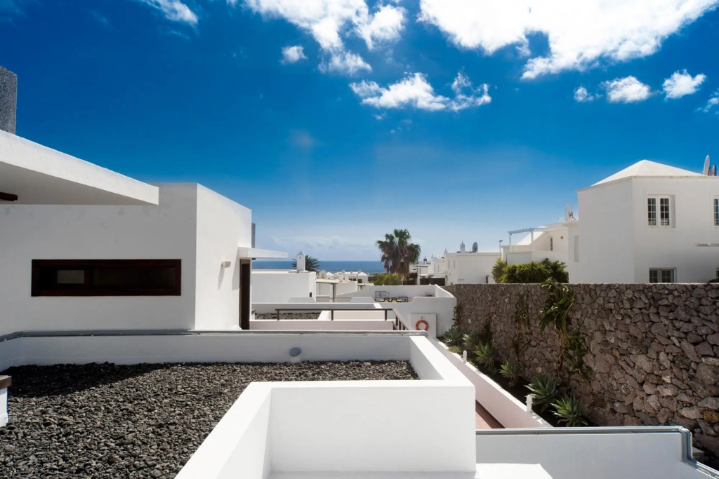Villa Julianne 3 Heated Private Pool Walk to Beach A C Wifi Car Not Required - 2571