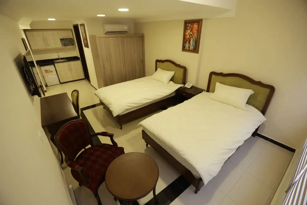 Suite Hotel