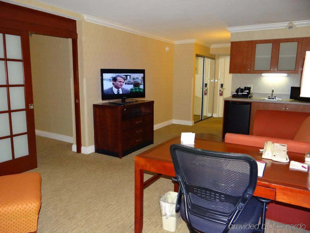 DoubleTree by Hilton Monroe Township Cranbury
