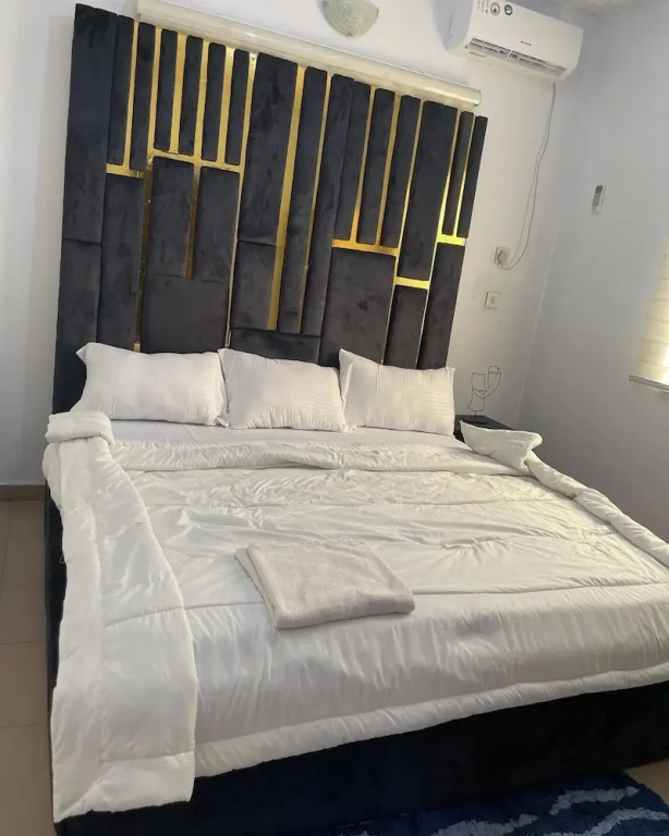Mic - Della Apartment