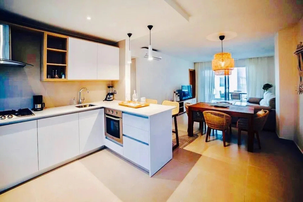 Luxurious Pent House Steps From The Beach F4 Los Corales Playa Bavaro