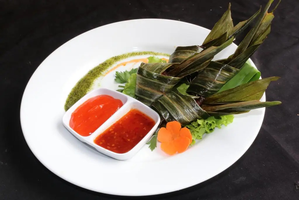 Green Tropical Village Hotel & Resort