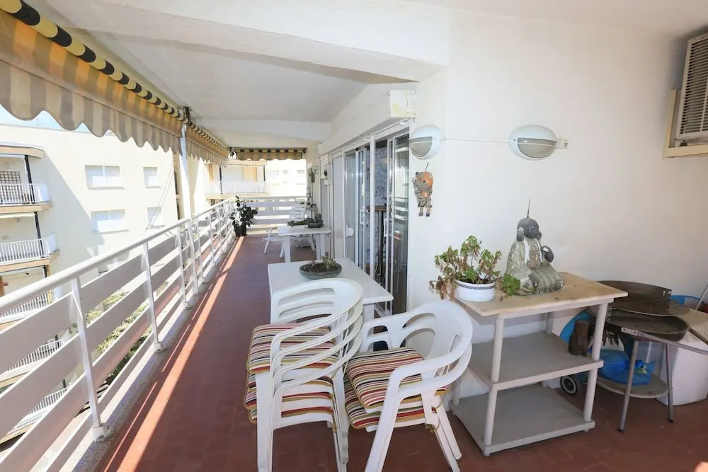 Apartamento Acogedor Para 8 Personas en Salou