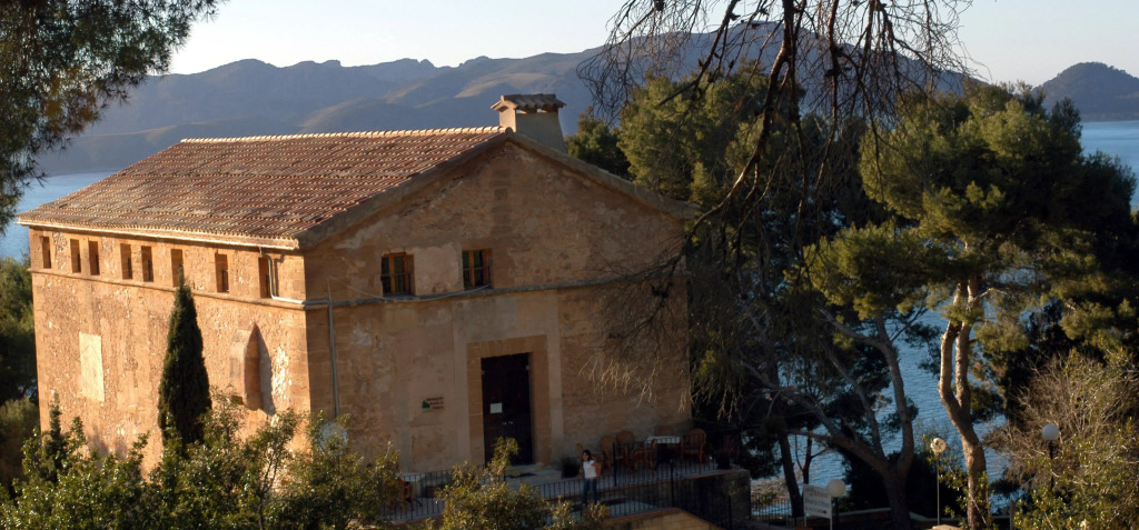 Petit Hotel Hostatgeria La Victoria